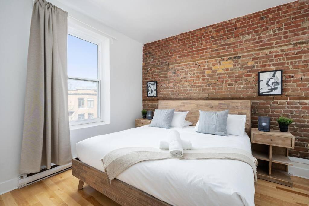 Chic Mile-End 3Br Getaway - Free Parking, Sleeps 8 Apartment Montreal Bagian luar foto