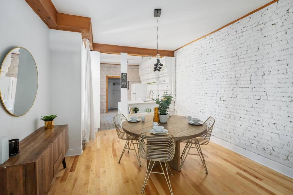 Chic Mile-End 3Br Getaway - Free Parking, Sleeps 8 Apartment Montreal Bagian luar foto